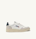 BASKET AUTRY MEDALIST LOW CUIR BLANC BLEU DAIM