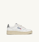 BASKET MEDALIST LOW EN CUIR BLANC ET ARGENT Autry