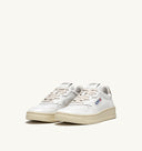 BASKET AUTRY MEDALIST LOW CUIR BLANC ET GOLD