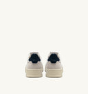 BASKET MEDALIST LOW EN DAIM ET CUIR BLANC ET BLEU Autry