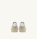 BASKET MEDALIST LOW EN DAIM ET CUIR BLANC Autry
