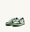 BASKET MEDALIST LOW EN CUIR BICOLORE BLANC ET VERT Autry