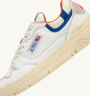 BASKET CLC EN CUIR BLANC AUTRY