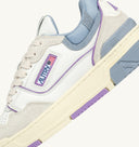 BASKET CLC EN CUIR BLANC ET DAIM CELESTE ET GRIS CLAIR Autry