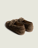 Mocassin bateau en daim brossé | Marron foncé
