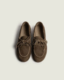 Mocassin bateau en daim brossé | Marron foncé