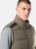 G0828 SEAMLESS TUNNEL NYLON DOWN -TC Stone Island