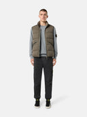 G0828 SEAMLESS TUNNEL NYLON DOWN -TC Stone Island