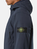 Q0322 SOFT SHELL-R_e.dye® TECHNOLOGY IN RECYCLED POLYESTER Stone Island