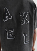 TYPO EMBROIDERED T-SHIRT BLACK