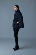 Manteau en duvet léger style cape ADIE Strech Mackage