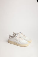 BASKET AUTRY MEDALIST LOW CUIR BLANC