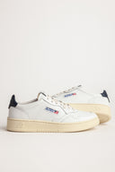BASKET BAISSE MEDALIST EN CUIR BLANC ET SPACE