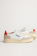 BASKET AUTRY MEDALIST LOW LEAT/SUEDE WHT/ORANGE