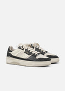 Clay Sneaker Beige/Black axel arigato