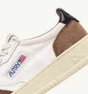 BASKET MEDALIST LOW EN CUIR ET EN DAIM BLANC, CIGAR ET NOIR