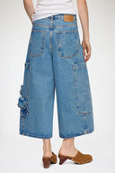 Jean baggy court en denim rigide