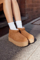 Classic Ultra Mini Platform chestnut UGG