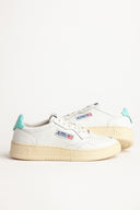 BASKET AUTRY MEDALIST LOW CUIR BLANC TURQUOISE