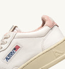 BASKET MEDALIST LOW EN CUIR BLANC ET ROSE