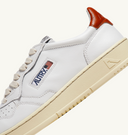 sneakers Autry SNEAKERS MEDALIST LOW EN CUIR BLANC ROUILLE