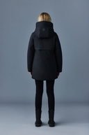 doudoune Mackage KINSLEE PARKA SURDIMENSIONNÉE 2-EN-1 EN DUVET AVEC PLASTRON