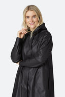 impermeable noir Ilse Jacobsen