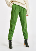 pantalon ESSENTIEL Pantalon en velours vert