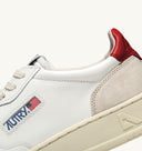 sneakers Autry MEDALIST LOW SNEAKER IN SUEDE E PELLE BIANCA E ROSSO