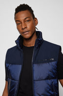 bodywarmer Hugo Boss VESTE SANS MANCHES HYBRIDE DÉPERLANTE AVEC LOGOS EXCLUSIFS